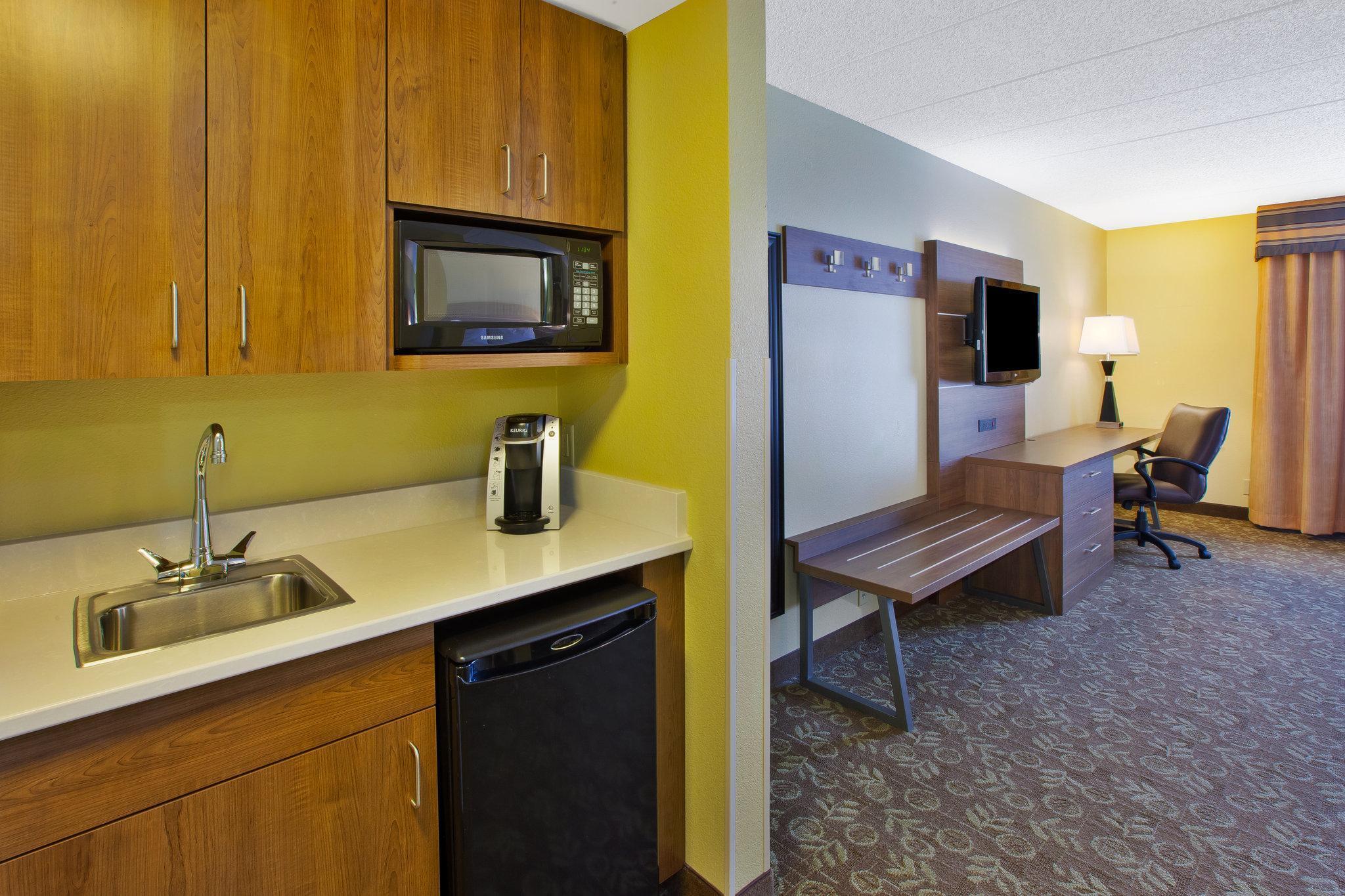 Holiday Inn Express Hotel & Suites Fort Wayne By Ihg Ellisville Buitenkant foto