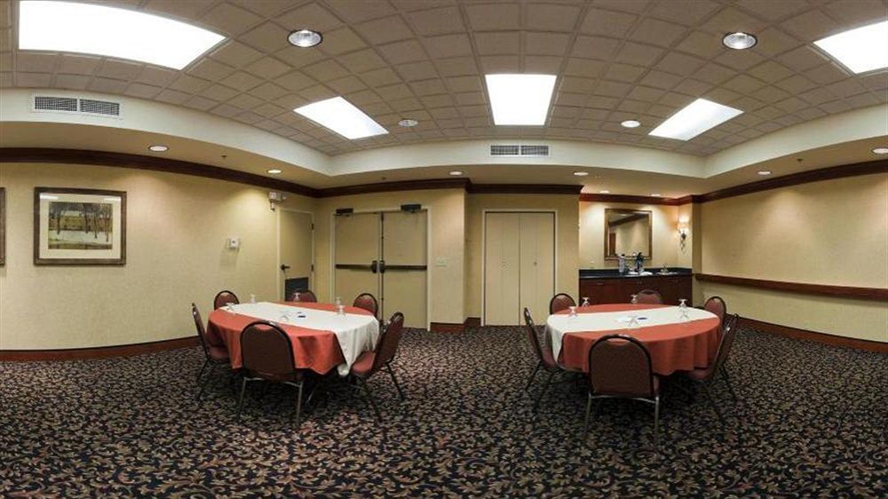 Holiday Inn Express Hotel & Suites Fort Wayne By Ihg Ellisville Buitenkant foto