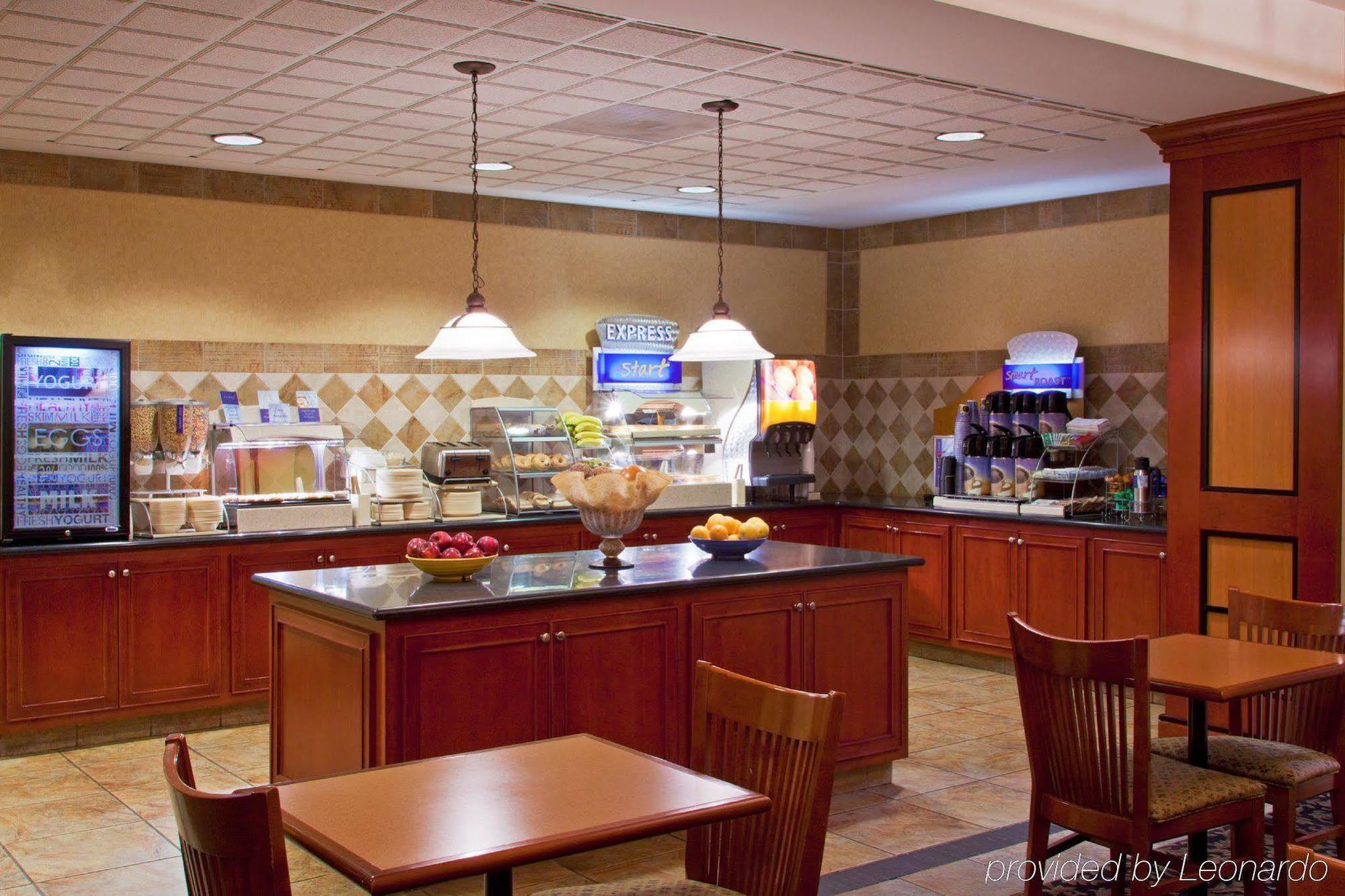 Holiday Inn Express Hotel & Suites Fort Wayne By Ihg Ellisville Buitenkant foto