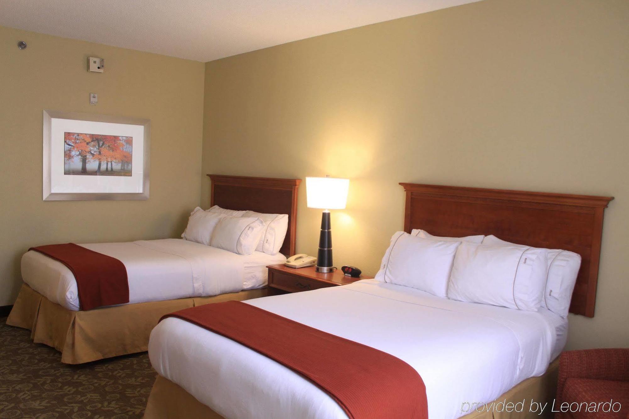 Holiday Inn Express Hotel & Suites Fort Wayne By Ihg Ellisville Buitenkant foto