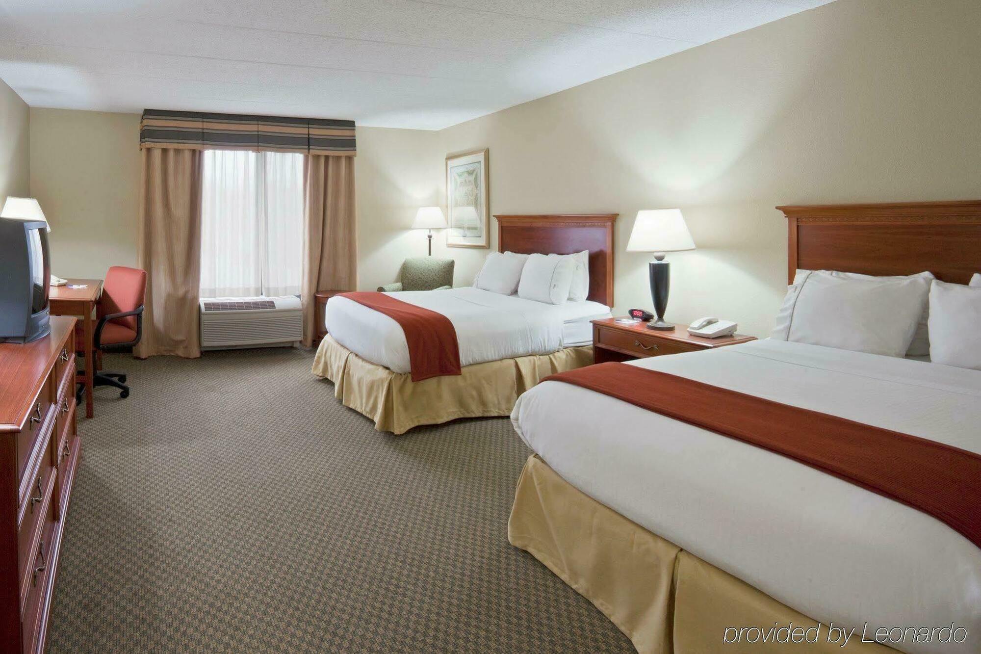 Holiday Inn Express Hotel & Suites Fort Wayne By Ihg Ellisville Buitenkant foto
